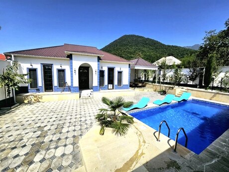 4 otaqlı həyət evi/bağ evi - Qəbələ - 120 m²