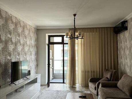 2 otaqlı yeni tikili - 8 Noyabr m. - 100 m²