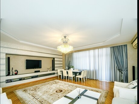 3 otaqlı yeni tikili - 28 May m. - 220 m²