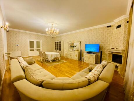 4 otaqlı həyət evi/bağ evi - Xəzər r. - 220 m²