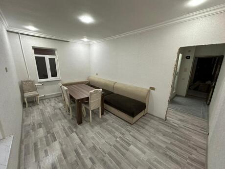2 otaqlı köhnə tikili - Bakıxanov q. - 50 m²