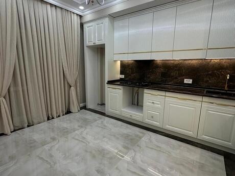3 otaqlı yeni tikili - İnşaatçılar m. - 95 m²