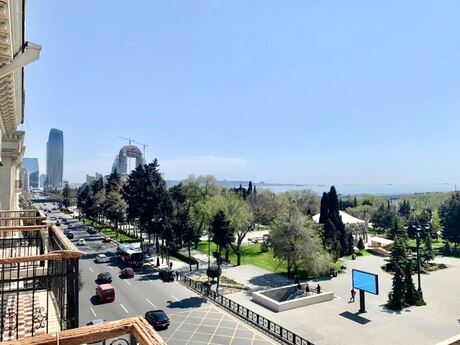 4 otaqlı köhnə tikili - Sahil m. - 200 m²