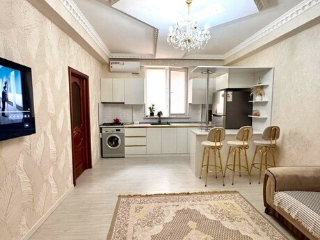 3 otaqlı yeni tikili - Xətai r. - 78 m²