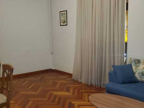 2 otaqlı köhnə tikili - Sahil m. - 65 m²