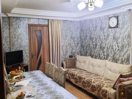 2 otaqlı köhnə tikili - Neftçilər m. - 40 m²