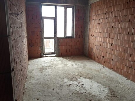 4-комн. новостройка - Бинагадинский р. - 180 м²