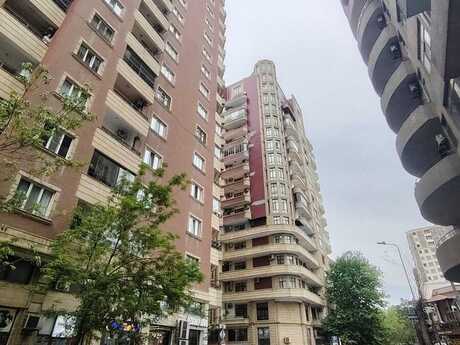 2 otaqlı köhnə tikili - 28 May m. - 55 m²