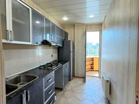 2 otaqlı yeni tikili - İnşaatçılar m. - 80 m²