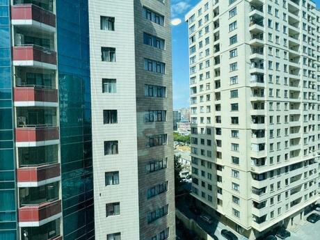 4 otaqlı yeni tikili - Nəsimi r. - 170 m²