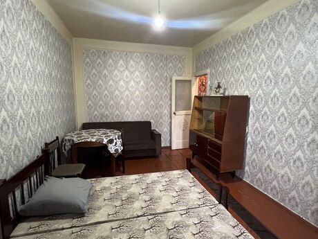 1 otaqlı yeni tikili - Qara Qarayev m. - 45 m²
