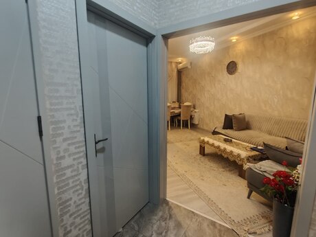 3-комн. новостройка - Бинагадинский р. - 70 м²