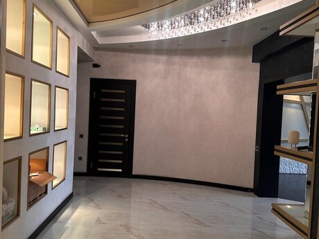 4 otaqlı yeni tikili - 28 May m. - 205 m²