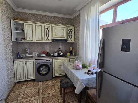 3 otaqlı həyət evi/bağ evi - Köhnə Günəşli q. - 110 m²