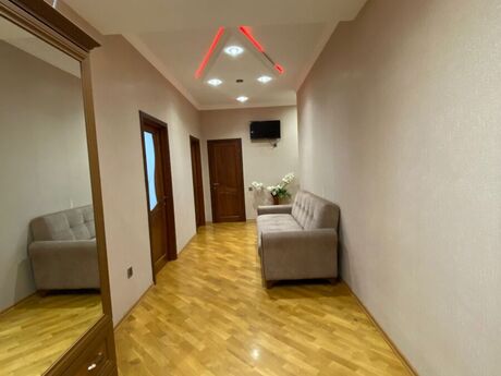 2-комн. новостройка - м. Ази Асланов - 84 м²