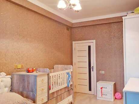 2 otaqlı yeni tikili - İnşaatçılar m. - 75 m²