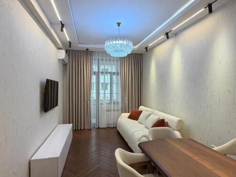 2 otaqlı yeni tikili - Elmlər Akademiyası m. - 67 m²