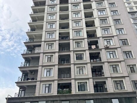 4 otaqlı yeni tikili - 28 May m. - 145 m²