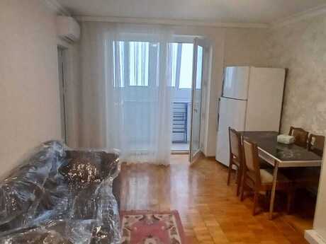 2 otaqlı köhnə tikili - Elmlər Akademiyası m. - 32 m²