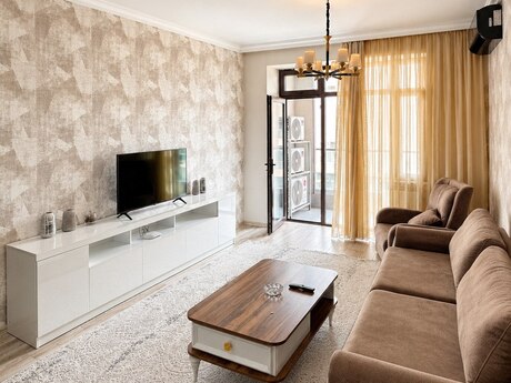 2-комн. новостройка - м. 8 ноября - 103 м²