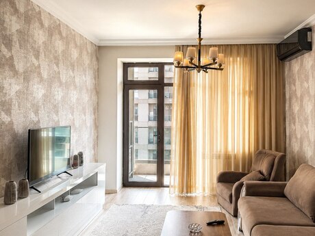 2-комн. новостройка - м. 8 ноября - 103 м²