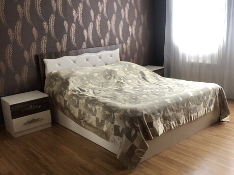 5 otaqlı həyət evi/bağ evi - Şağan q. - 250 m²