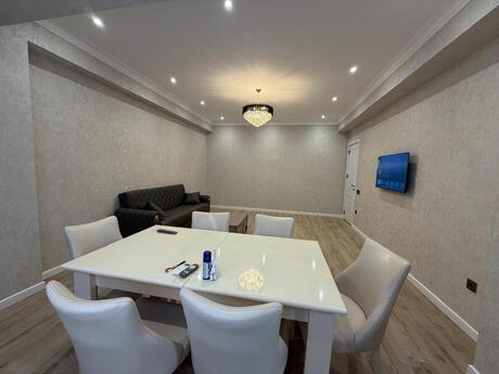 3-комн. новостройка - м. Нариман Нариманов - 105 м²