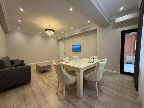 3-комн. новостройка - м. Нариман Нариманов - 105 м²