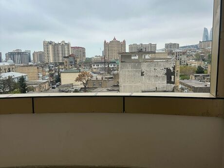 3 otaqlı ofis - Nizami m. - 160 m²