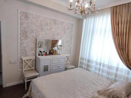 3-комн. новостройка - м. Элмляр Академиясы - 93 м²