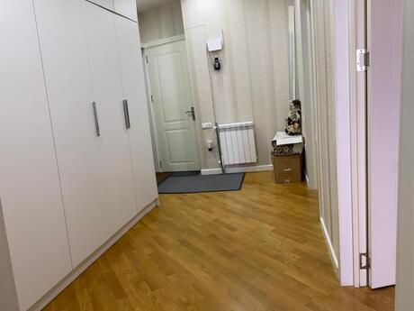 3-комн. вторичка - м. Автовокзал - 65 м²