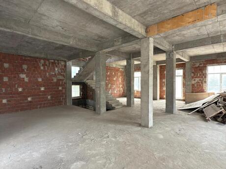 7 otaqlı həyət evi/bağ evi - Sea Breeze q. - 450 m²