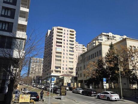 4-комн. новостройка - м. 28 мая - 160 м²