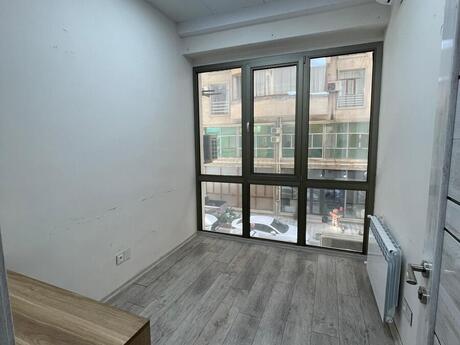 2-комн. офис - м. Шах Исмаил Хатаи - 28 м²