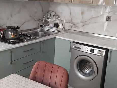 3-комн. вторичка - м. Ахмедлы - 85 м²