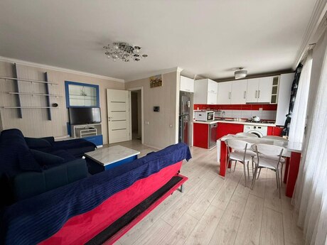 3 otaqlı köhnə tikili - 28 May m. - 65 m²