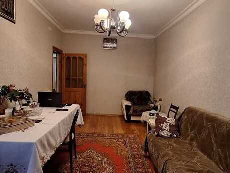 3 otaqlı köhnə tikili - Nəsimi m. - 90 m²