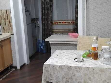 3 otaqlı köhnə tikili - Əhmədli m. - 75 m²