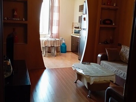 3-комн. новостройка - м. 20 января - 80 м²