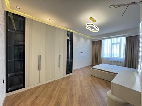 3-комн. новостройка - м. Ази Асланов - 80 м²