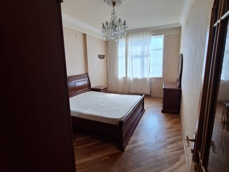 3-комн. новостройка - пос. Бадамдар - 120 м²