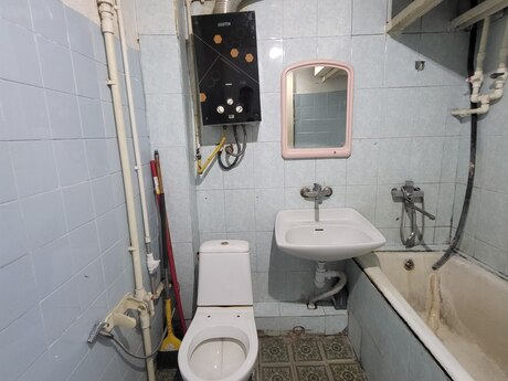 1 otaqlı köhnə tikili - Neftçilər m. - 40 m²
