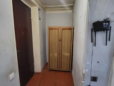 1 otaqlı köhnə tikili - Neftçilər m. - 40 m²