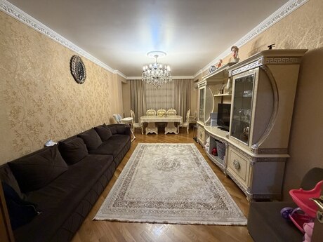 3-комн. новостройка - м. Иншаатчылар - 115 м²