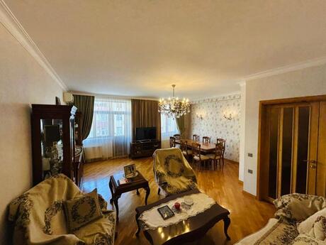 5 otaqlı yeni tikili - Elmlər Akademiyası m. - 180 m²