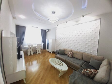 3-комн. новостройка - м. Низами - 110 м²