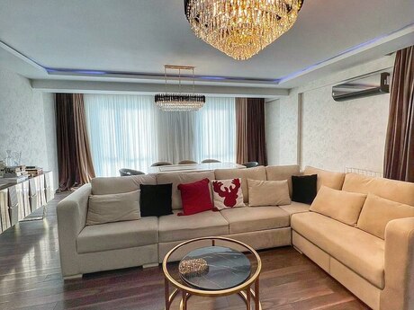 4 otaqlı yeni tikili - Həzi Aslanov m. - 150 m²