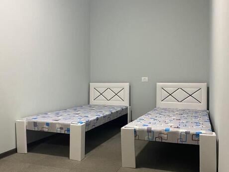 2 otaqlı köhnə tikili - Elmlər Akademiyası m. - 45 m²