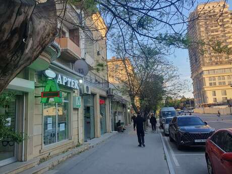 Obyekt - Elmlər Akademiyası m. - 75 m²