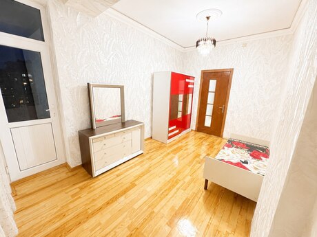 3-комн. новостройка - м. Халглар Достлугу - 105 м²
